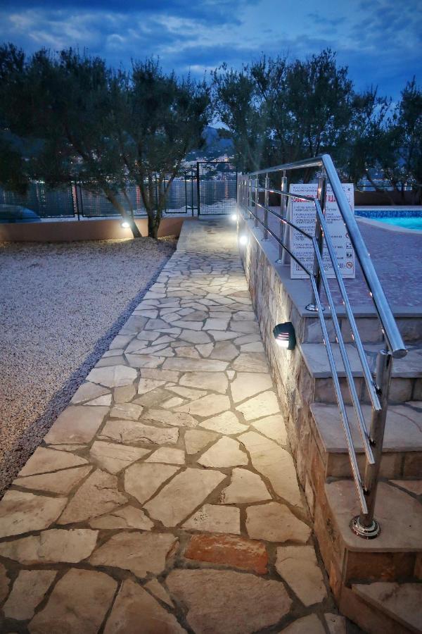 Apartments Maxi Katic Herceg Novi Dış mekan fotoğraf