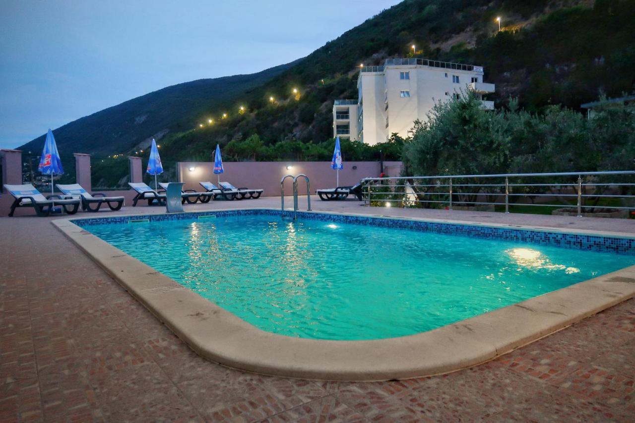Apartments Maxi Katic Herceg Novi Dış mekan fotoğraf