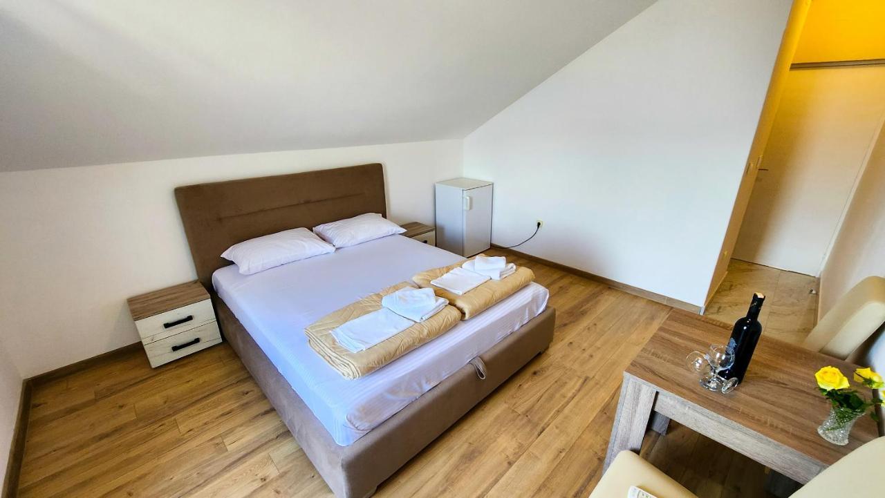 Apartments Maxi Katic Herceg Novi Dış mekan fotoğraf