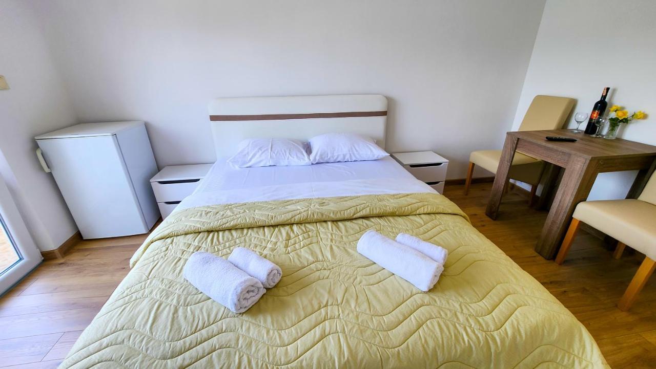 Apartments Maxi Katic Herceg Novi Dış mekan fotoğraf