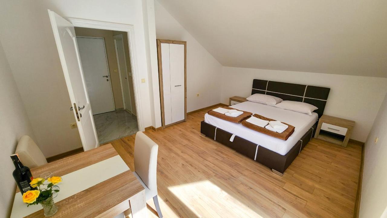 Apartments Maxi Katic Herceg Novi Dış mekan fotoğraf