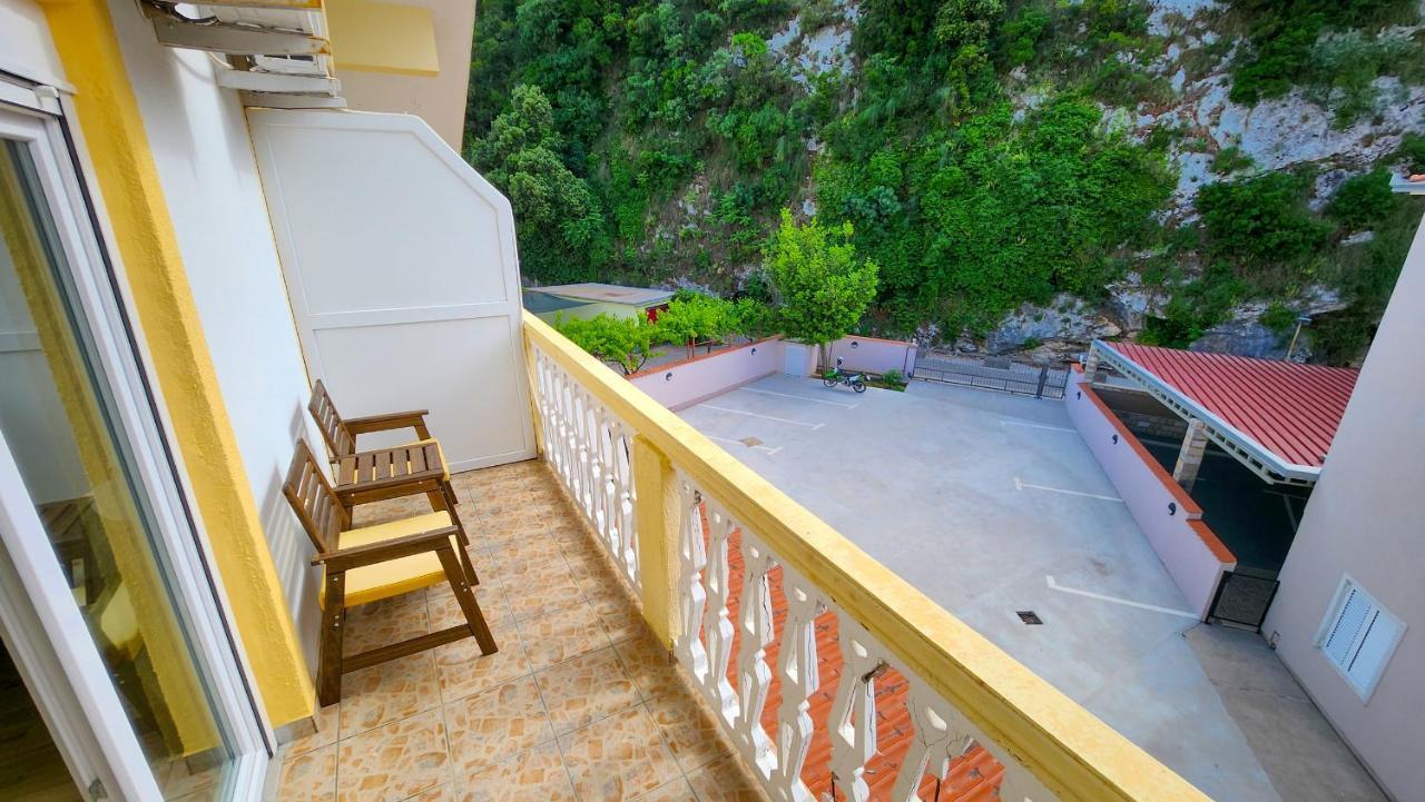 Apartments Maxi Katic Herceg Novi Dış mekan fotoğraf