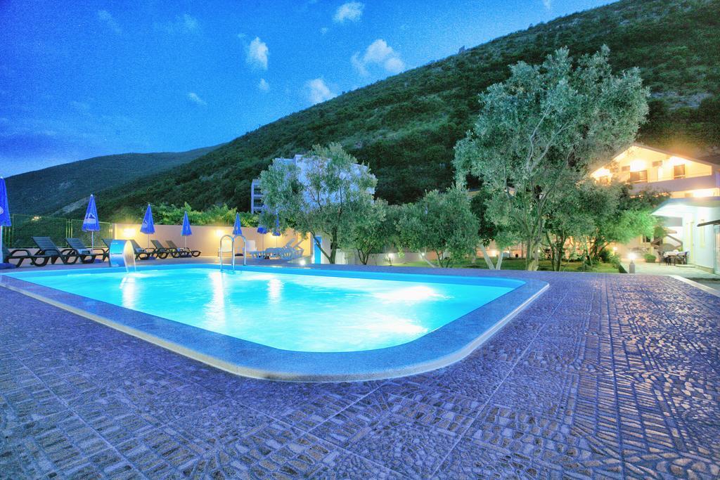 Apartments Maxi Katic Herceg Novi Dış mekan fotoğraf